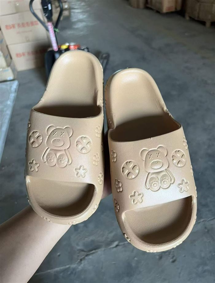 5000 pairs slippers individually packaged