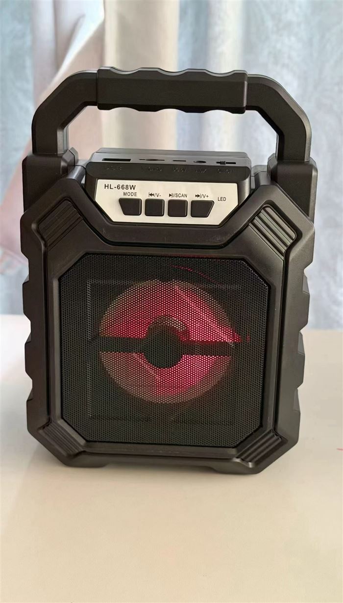 Export export-grade Bluetooth speaker 3 pcs colors pcs usb tf 1000 sets