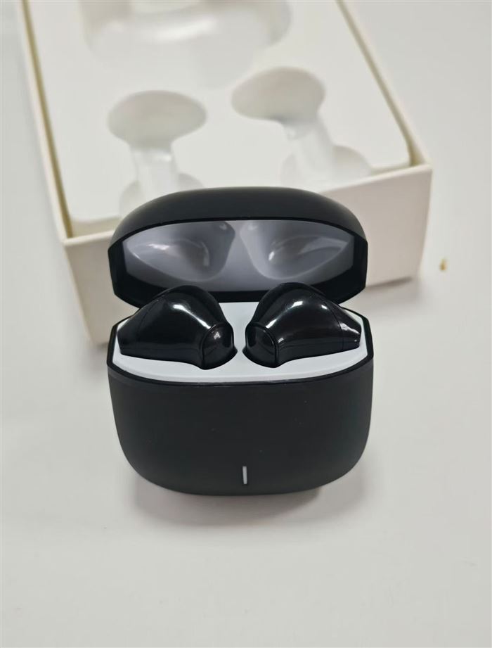 Export export-grade max 70 Bluetooth earphones 900 pcs