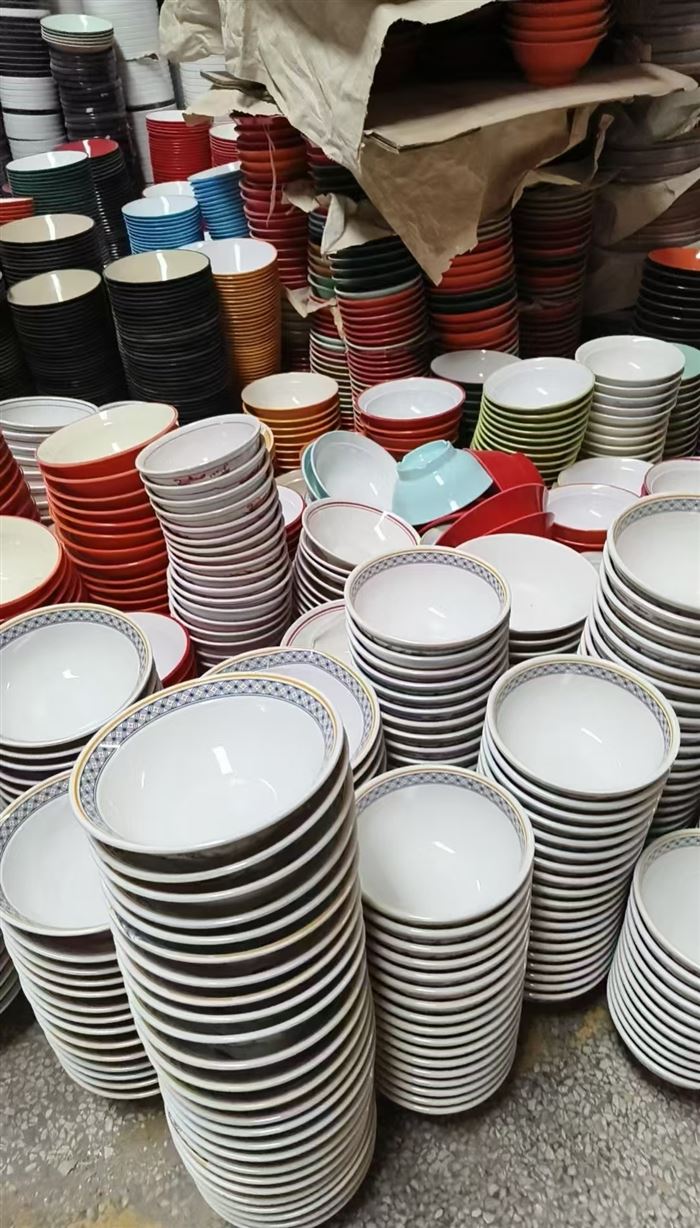 Tableware 200 tons XXX tons pcs pairs