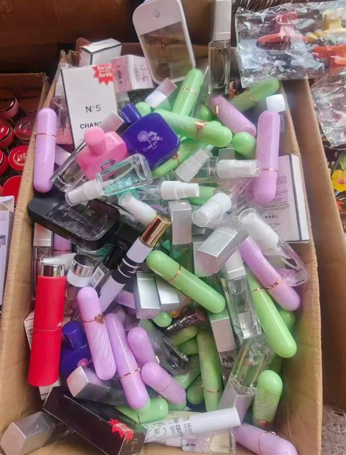 Perfume 20000 bottles